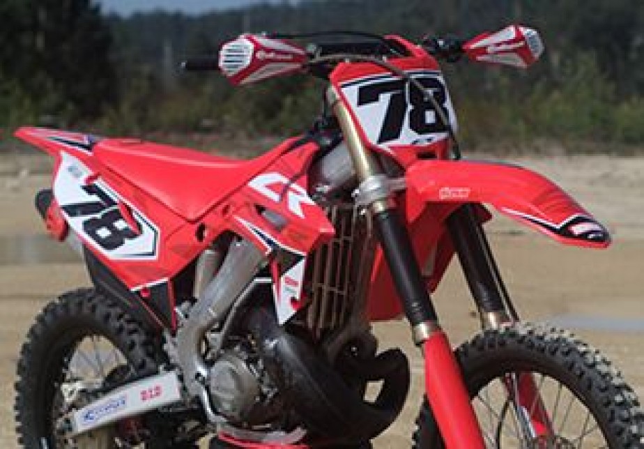  Scopri il nuovo kit CR Restyling
